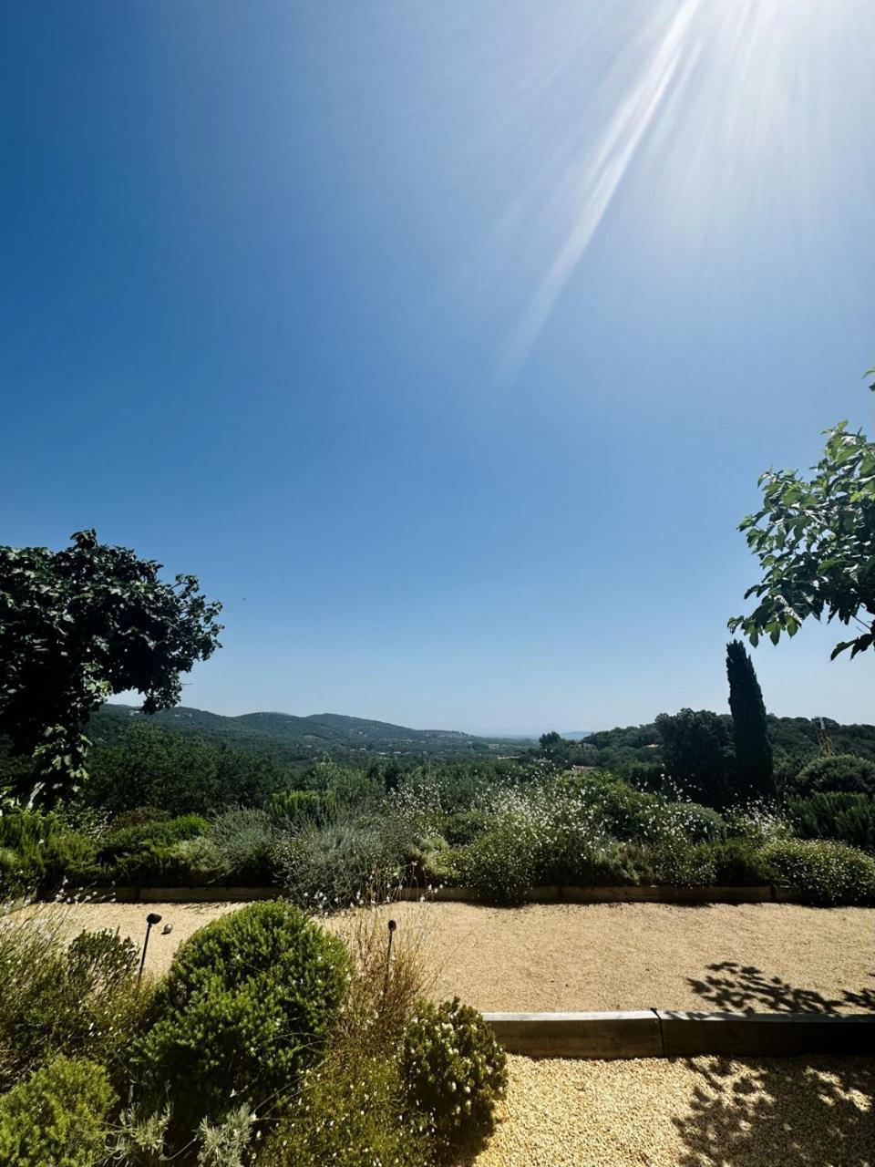 Le Mas Saint Michel Grimaud Bed & Breakfast Екстериор снимка